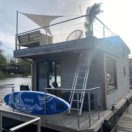 Hausboot Off Im Diamantgraben An Der Elbe Otel Hamburg Dış mekan fotoğraf